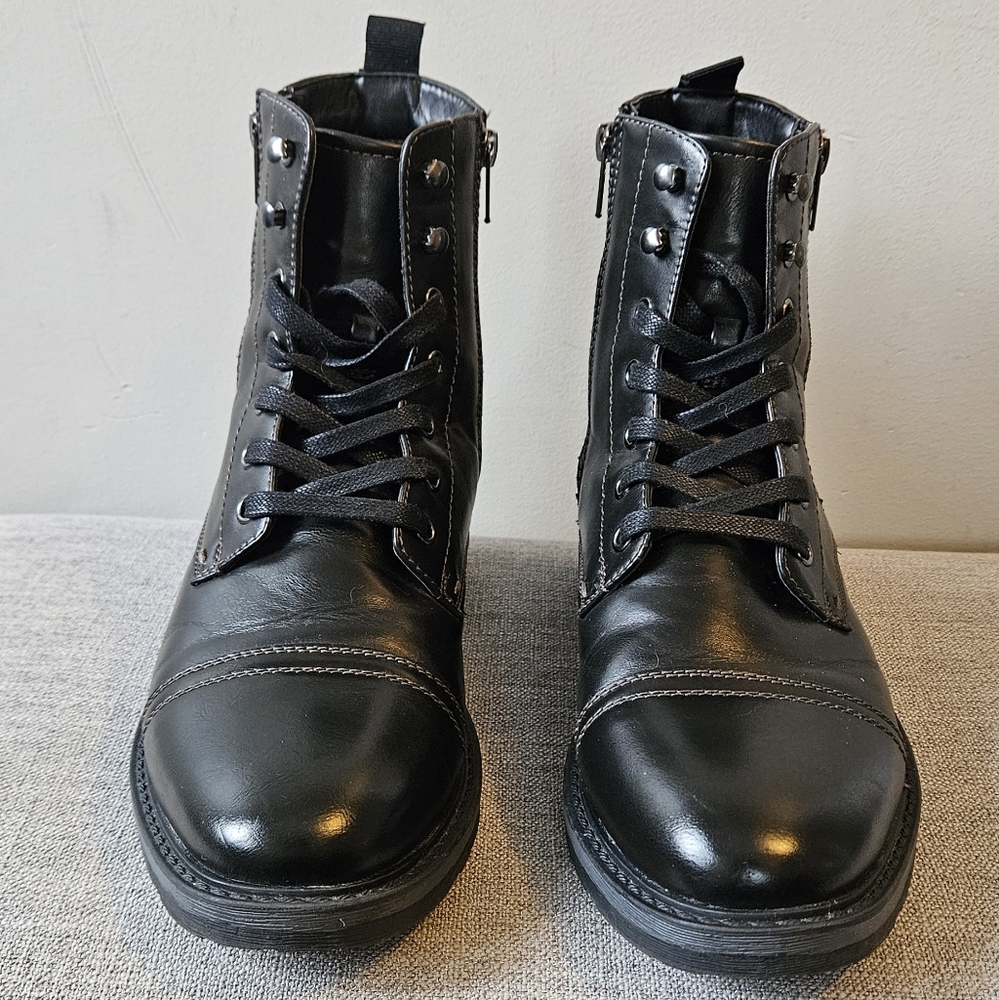 Kenneth Cole Boots 8.5 US